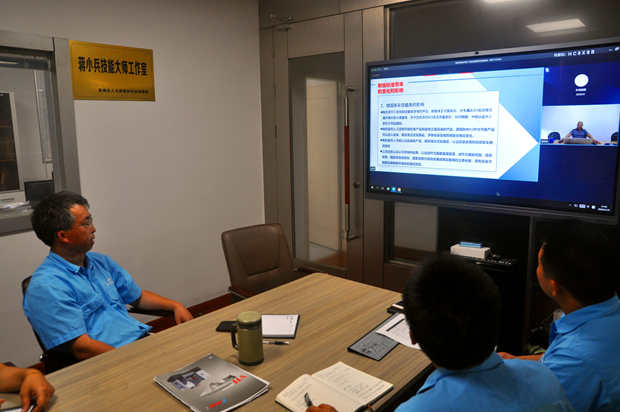 孙跃应邀参加安博官方网页版-安博（中国）技术推广交流会